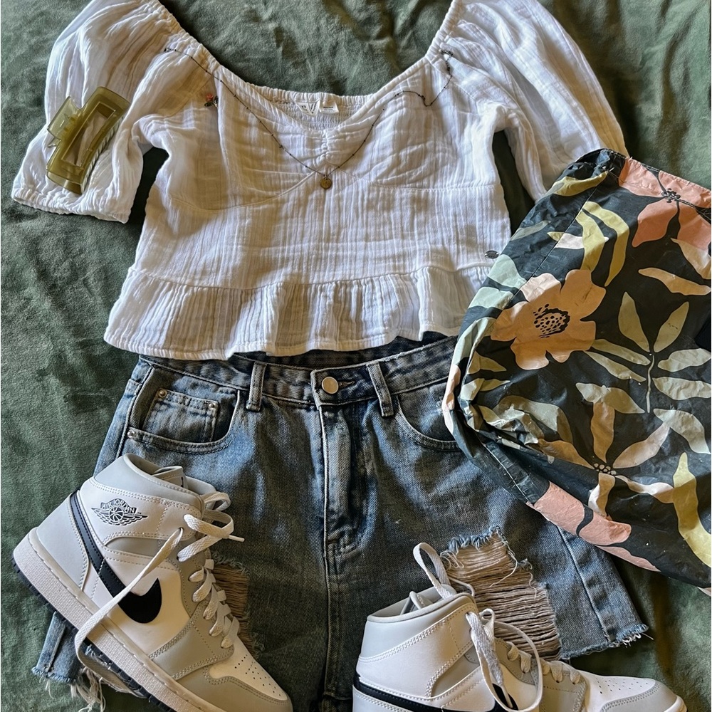 ROXY white crop top